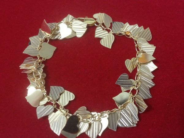 Pulseira coração folheada a ouro 18K